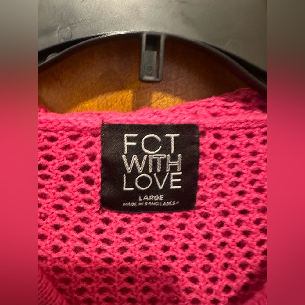 FCT with love pink zip up hooded cropped  jacket sweater knit style pink size L - Picture 2 of 3